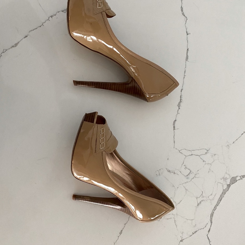 Jessica Simpson Tan  Inika Pumps. Size 6.
